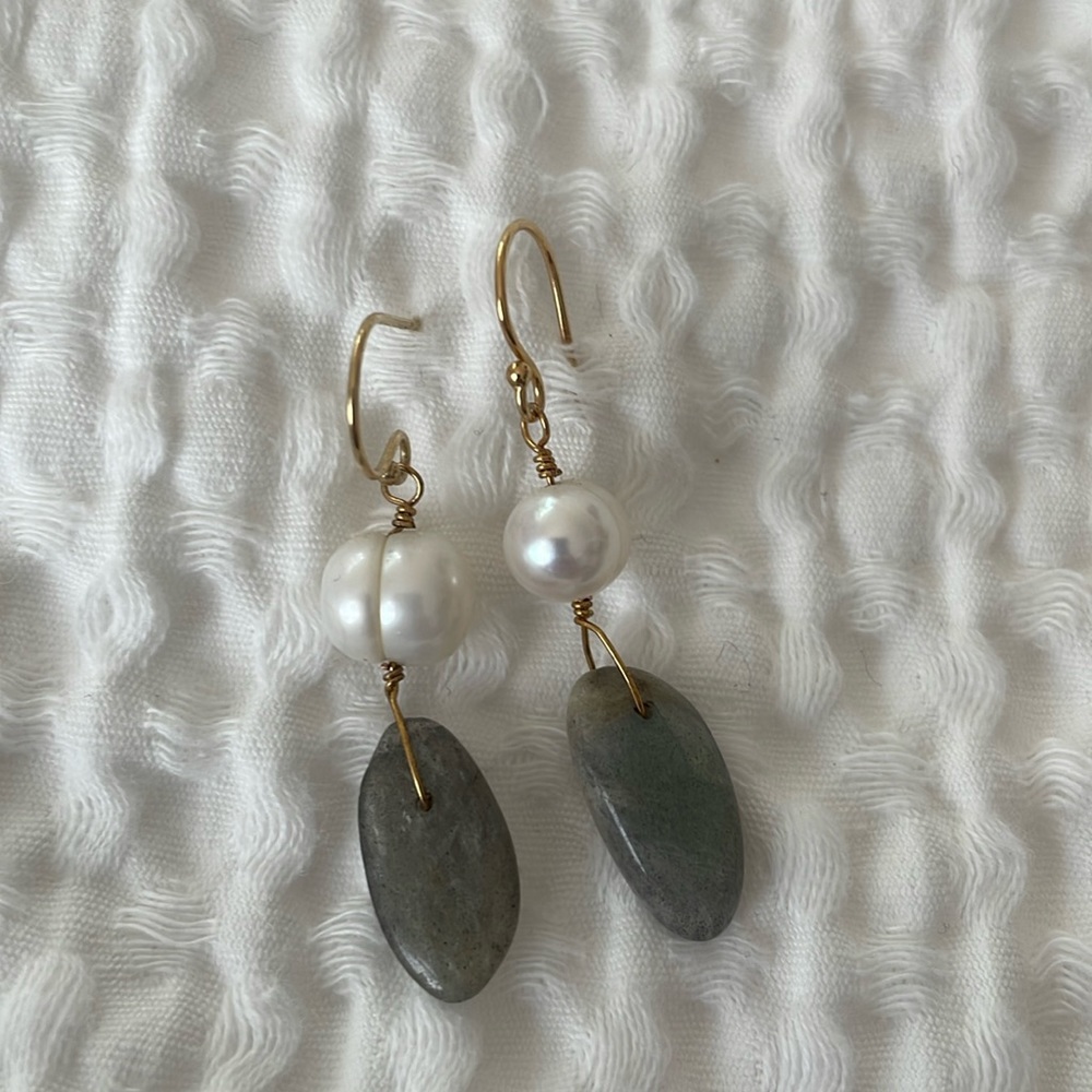 Gold pearl labradorite earrings